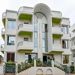 Spot On 81956 Hotel Chandrama And Guest House