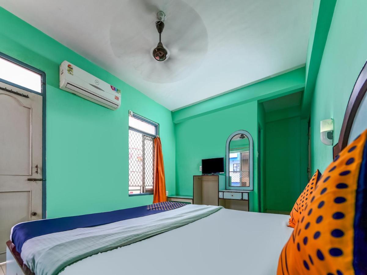 Spot On 81956 Hotel Chandrama And Guest House 3*