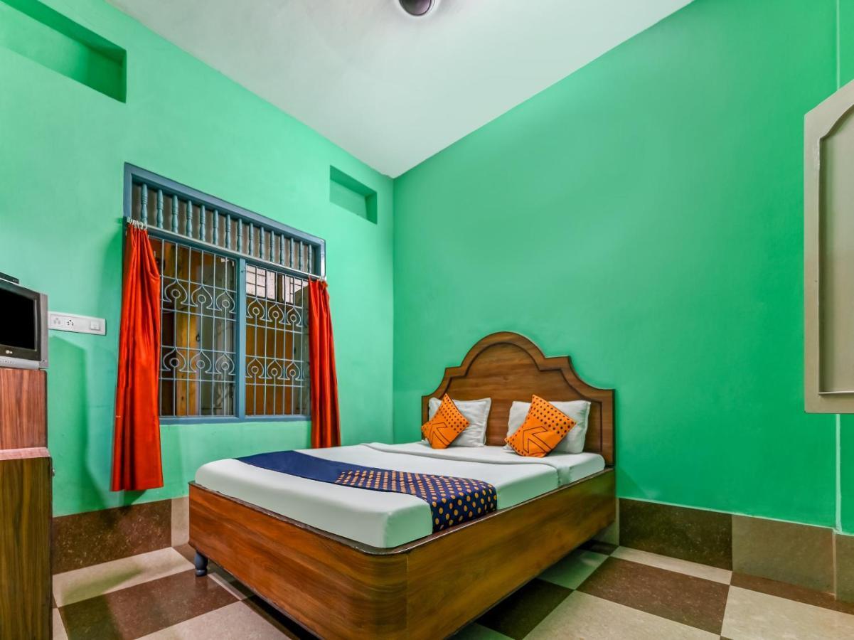 Hotel Spot On 81956 Hotel Chandrama And Guest House 3*